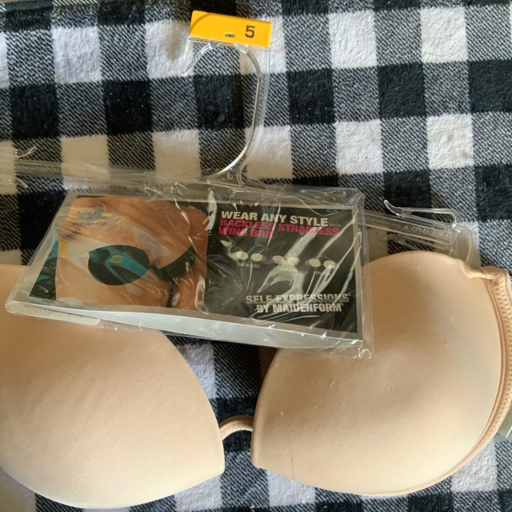Maidenform Backless Strapless Wing Bra